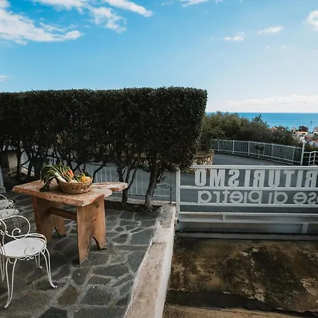 Agriturismo Rose Di Pietra Pietra Ligure Exterior foto