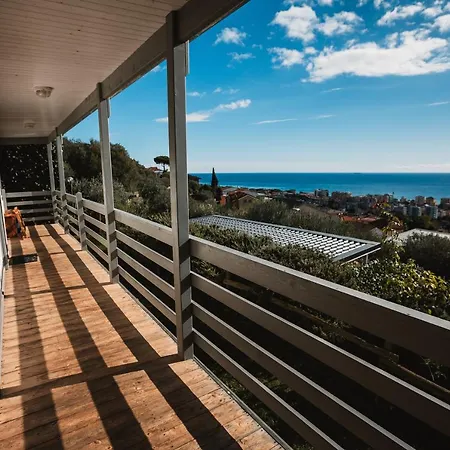 Agriturismo Rose Di Pietra Pietra Ligure Exterior foto